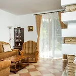 Twin Front By Interhome *